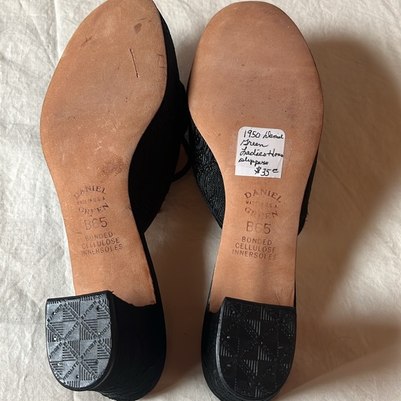 Vtg Daniel Green Ladies Home Slippers 1950s black B65, 8N , fit like 7 - Picture 8 of 15